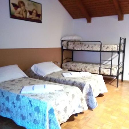 Alloggio Ponte Dei Cavalleggeri Hotel Trente Buitenkant foto