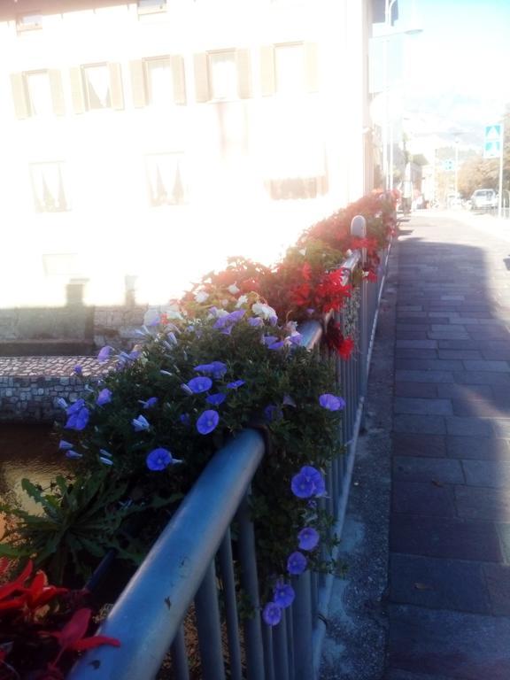 Alloggio Ponte Dei Cavalleggeri Hotel Trente Buitenkant foto