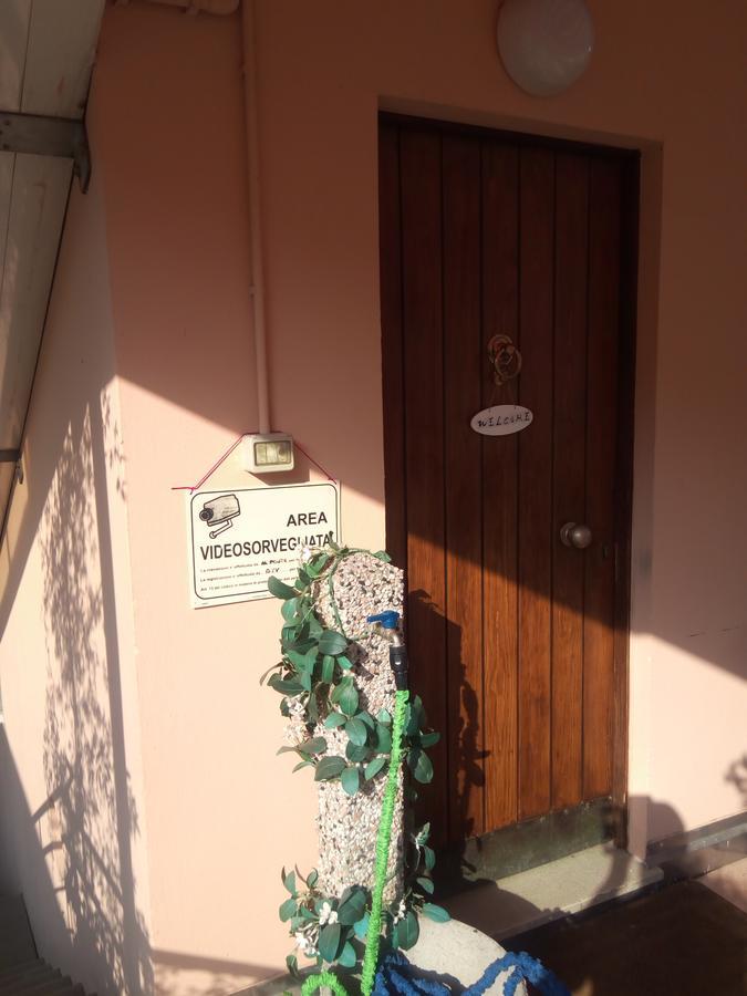Alloggio Ponte Dei Cavalleggeri Hotel Trente Buitenkant foto